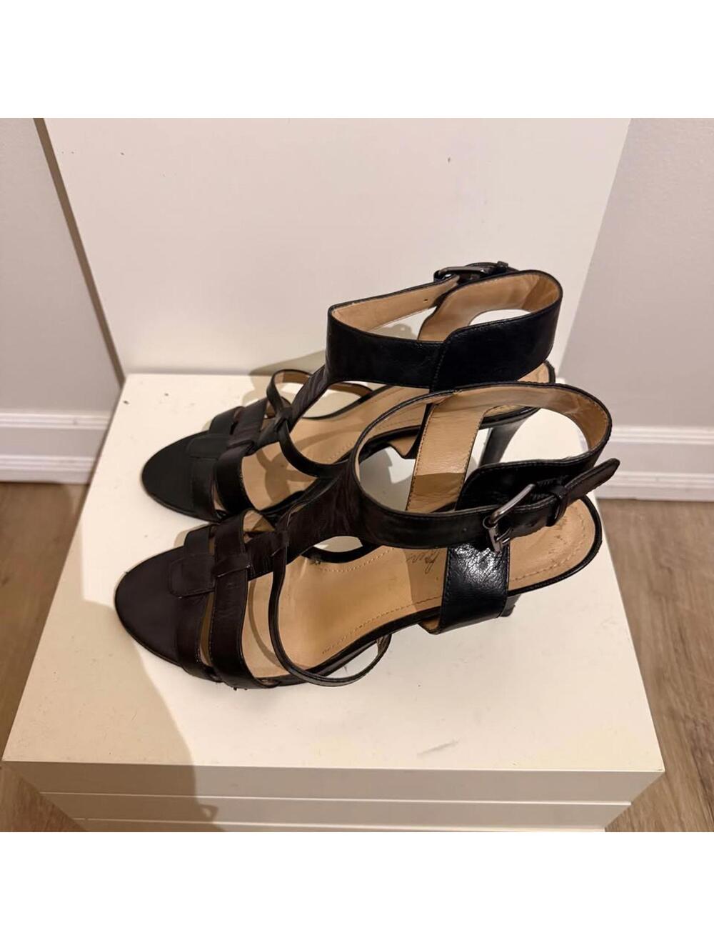 Marc Fisher Black Leather Strappy Sandals‎ Heels Women's 7.5